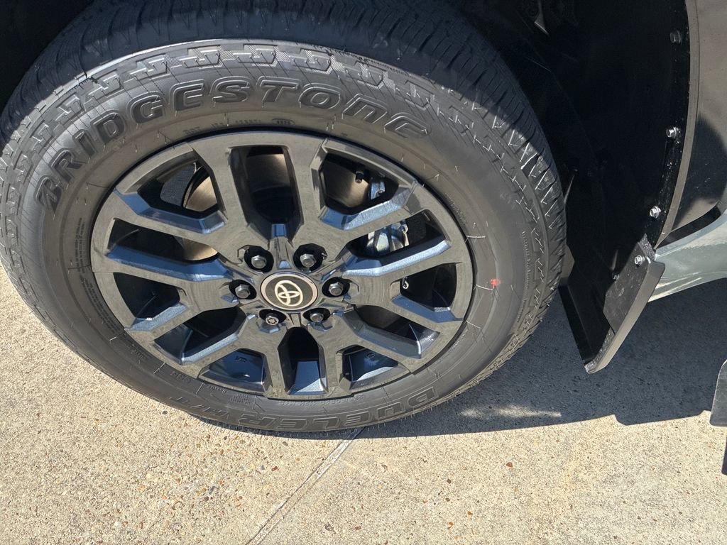 New 2026 Toyota Tundra Platinum image 31