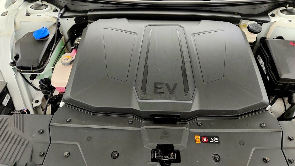 Used 2025 Hyundai Ioniq 5 Limited RWD image 26