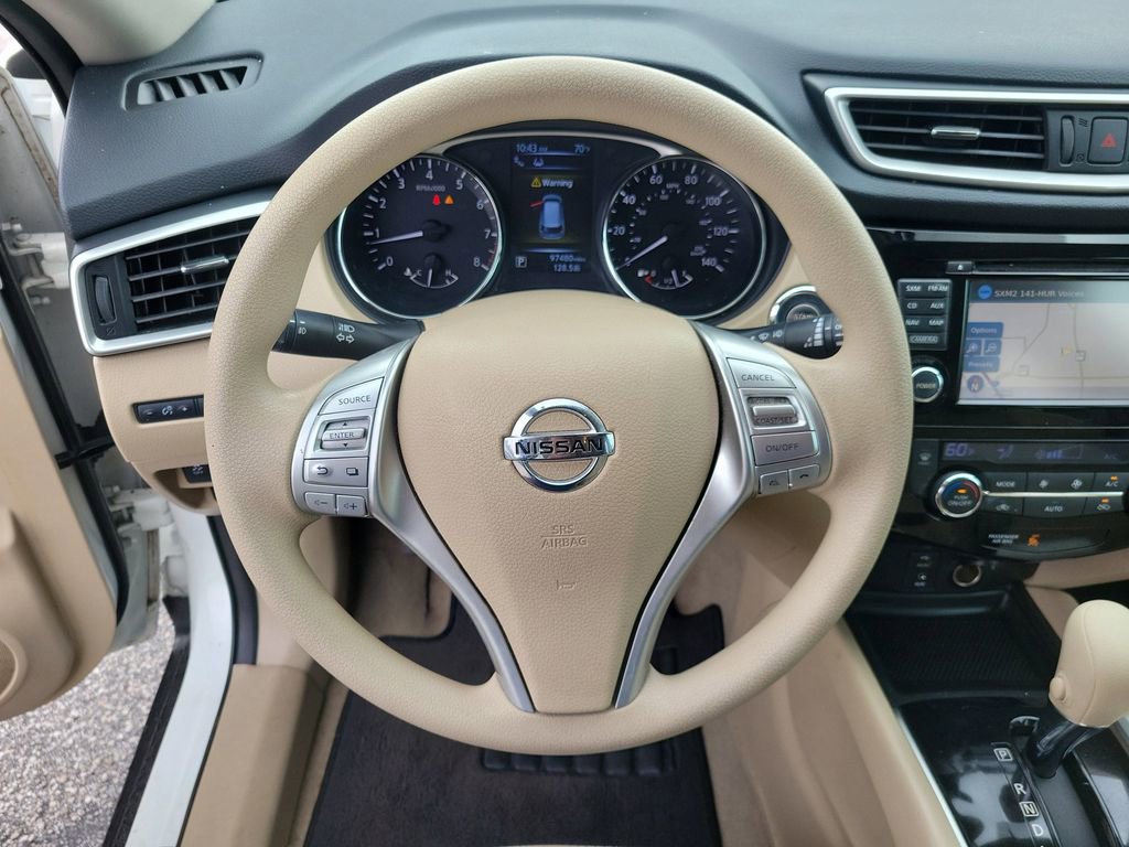 Used 2015 Nissan Rogue SV w/ SV Premium Package image 25