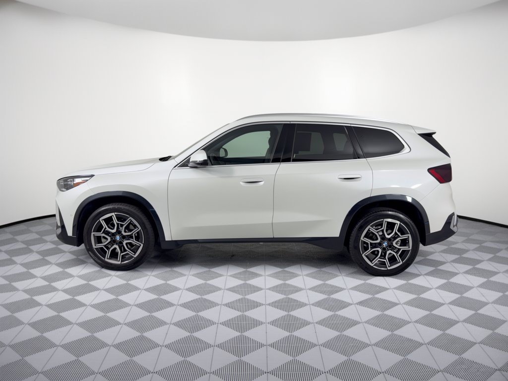 Certified 2026 BMW X1 xDrive28i AWD/4WD image 2