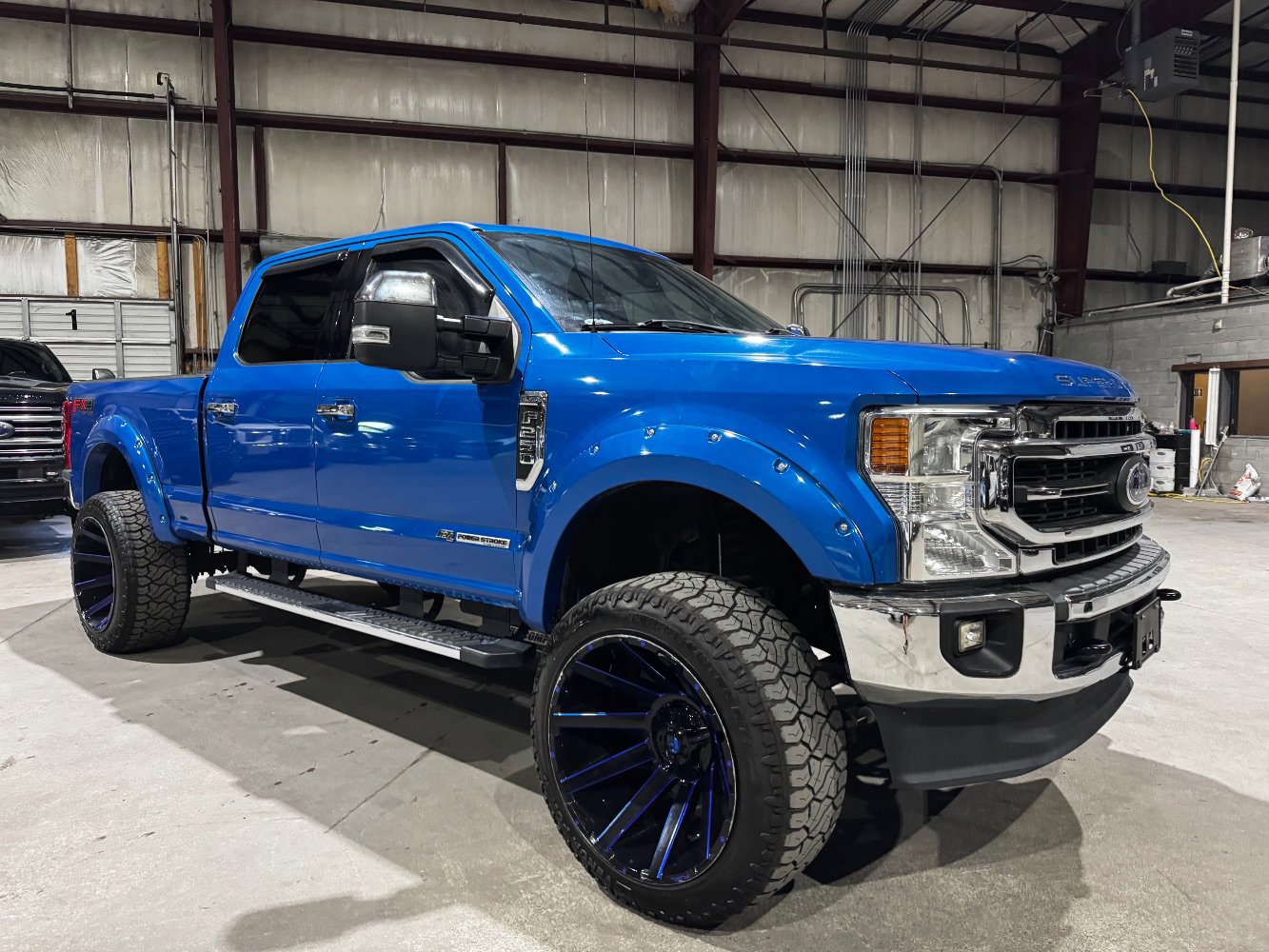 Used 2020 Ford F250 Lariat w/ Lariat Ultimate Package AWD/4WD image 2