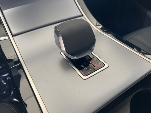 Used 2025 Land Rover Range Rover Evoque S image 22