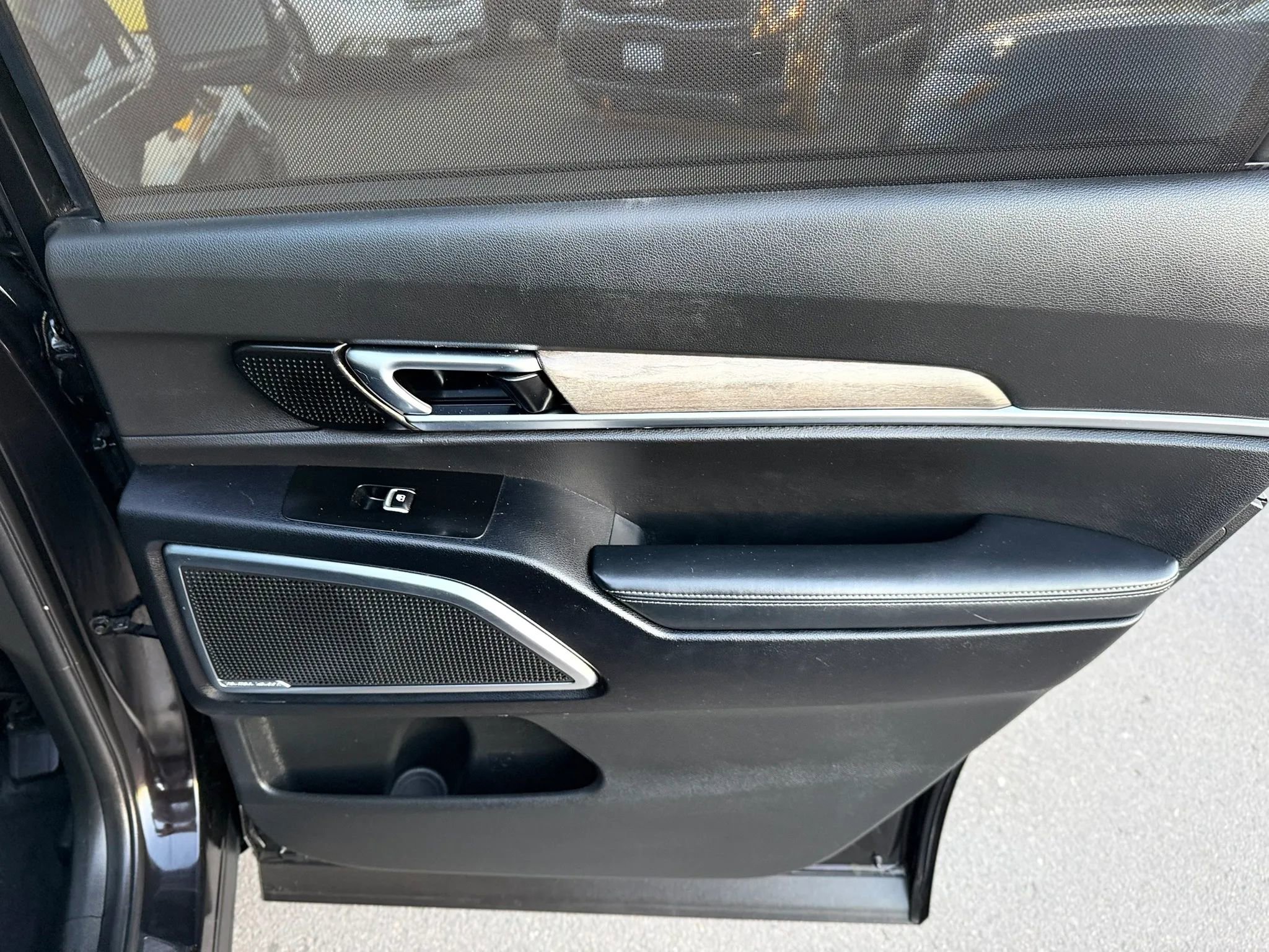 Used 2022 Kia Telluride SX w/ Nightfall Edition Package image 21