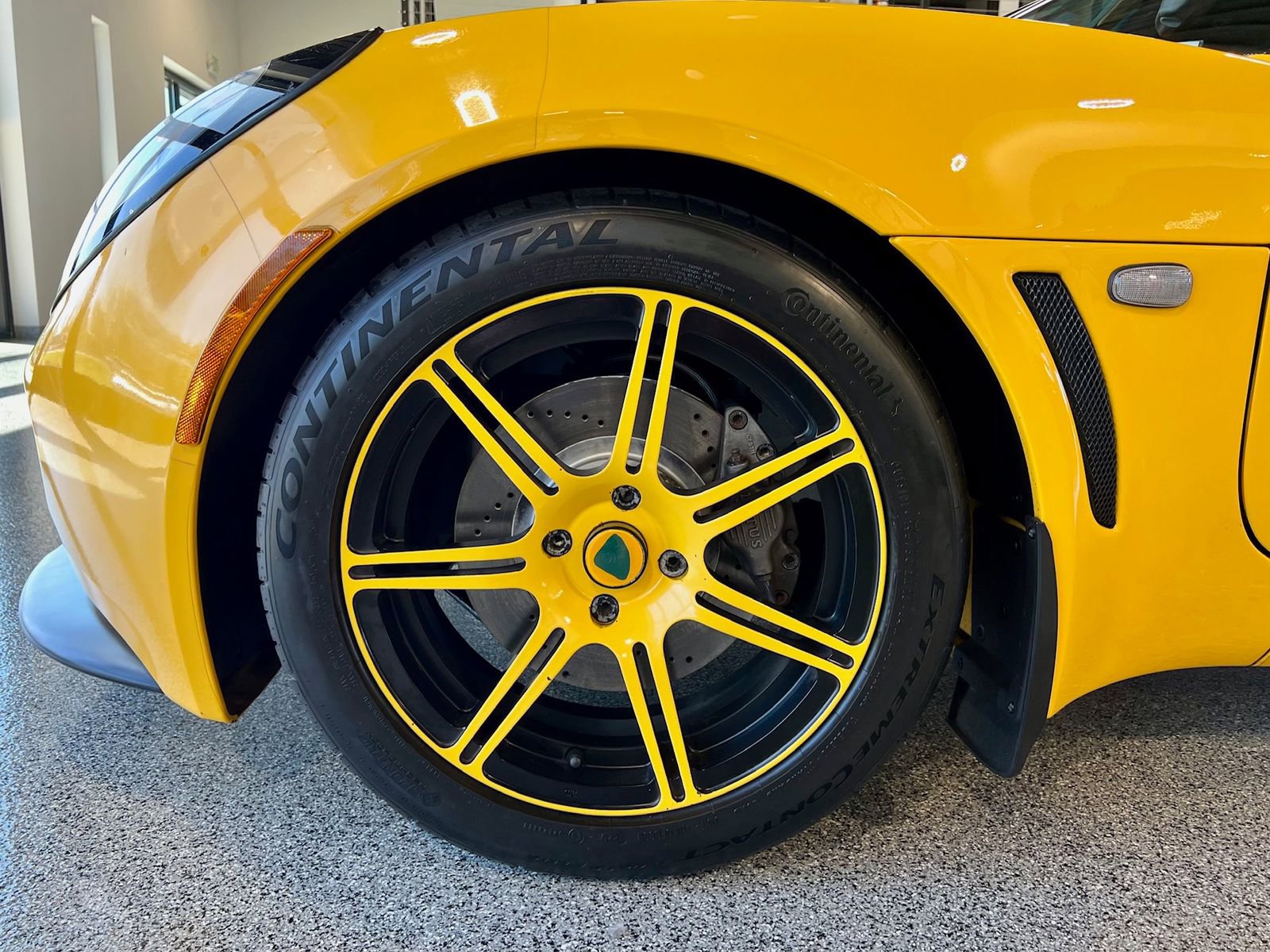 Used 2006 Lotus Exige RWD image 12