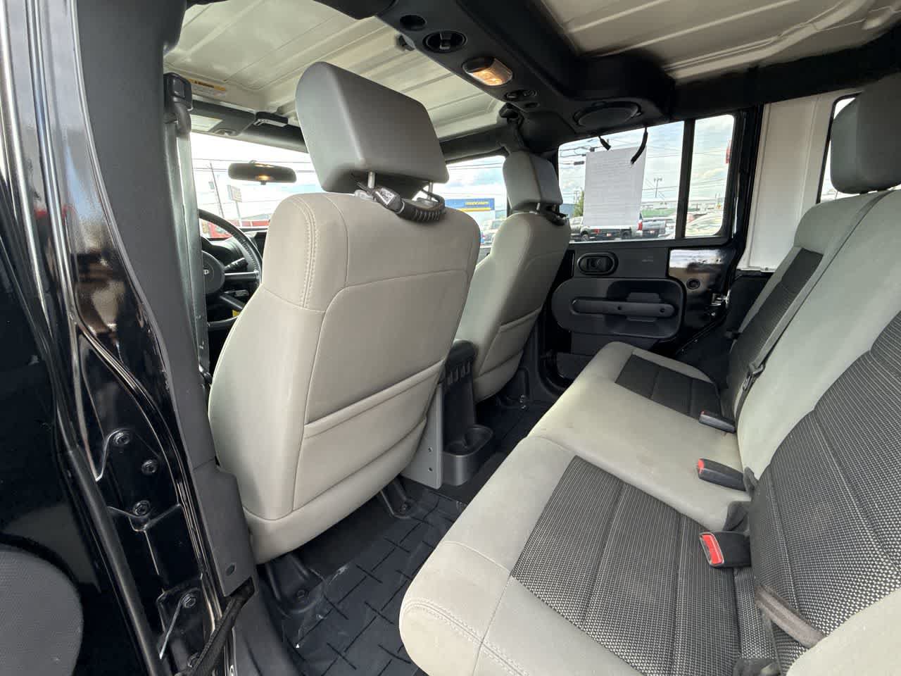 Used 2010 Jeep Wrangler Unlimited Sport AWD/4WD image 13