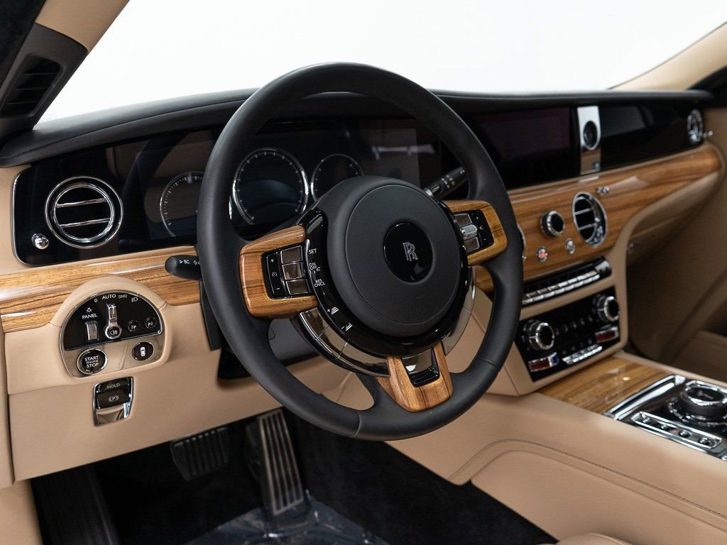 Certified 2022 Rolls-Royce Ghost image 14
