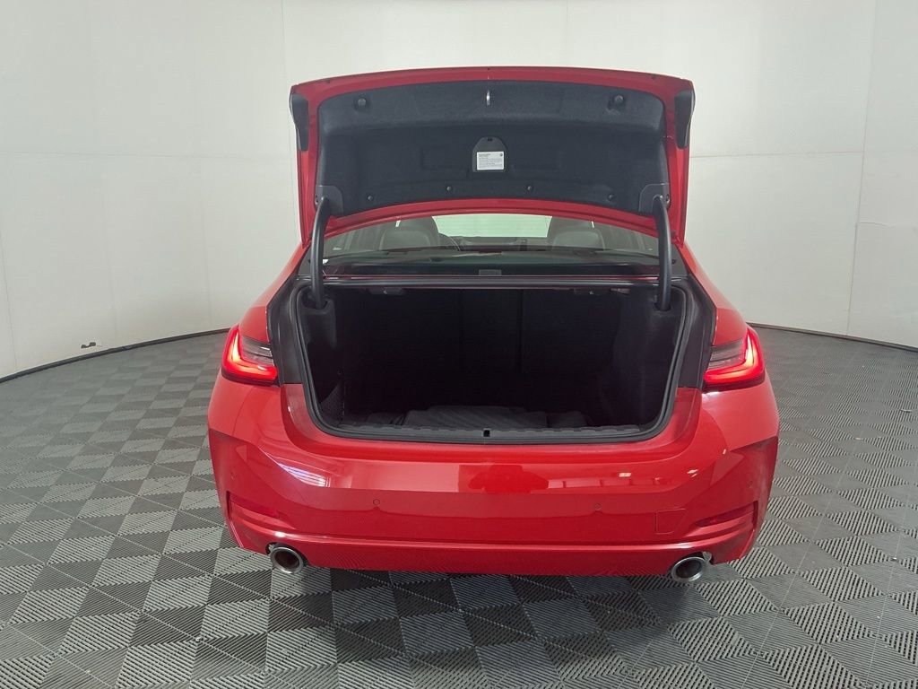 Certified 2023 BMW 330i Sedan image 30