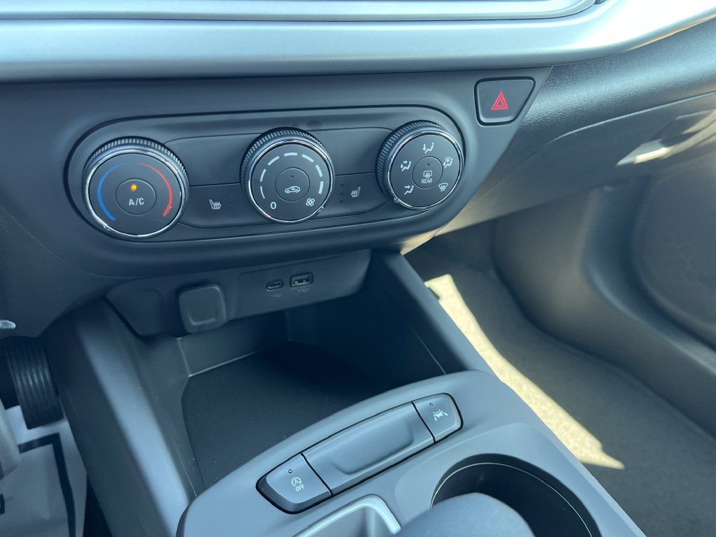 New 2026 Chevrolet Trax RS w/ Driver Confidence Package FWD image 19