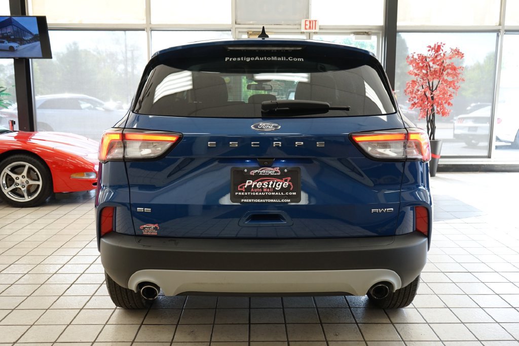 Used 2022 Ford Escape SE w/ Cold Weather Package AWD/4WD image 15