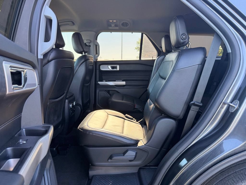 Used 2020 Ford Explorer Limited w/ Class III Trailer Tow Package AWD/4WD image 5