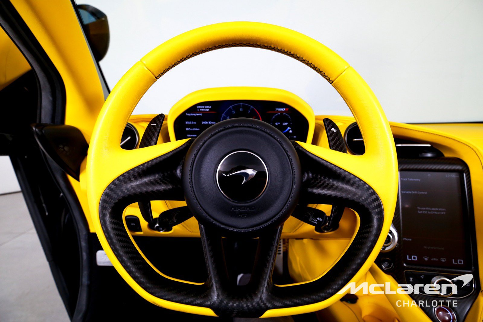 Used 2022 McLaren 720S Spider RWD image 16