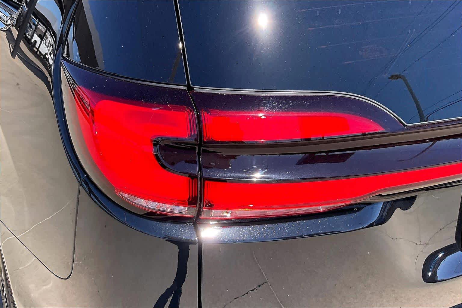New 2026 Chrysler Pacifica Limited w/ S Appearance Package FWD image 14