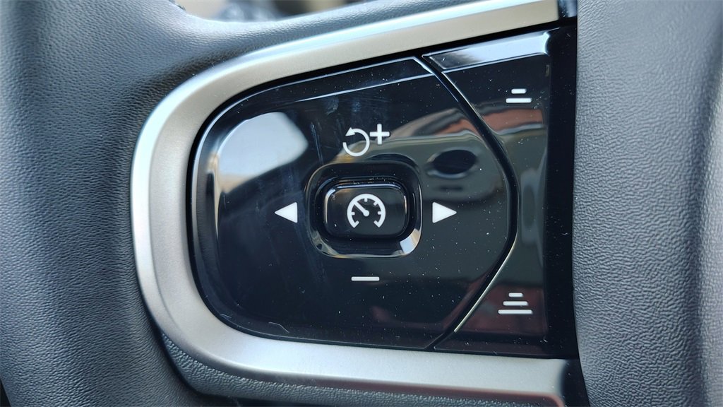 New 2026 Volvo XC90 B6 Plus image 15