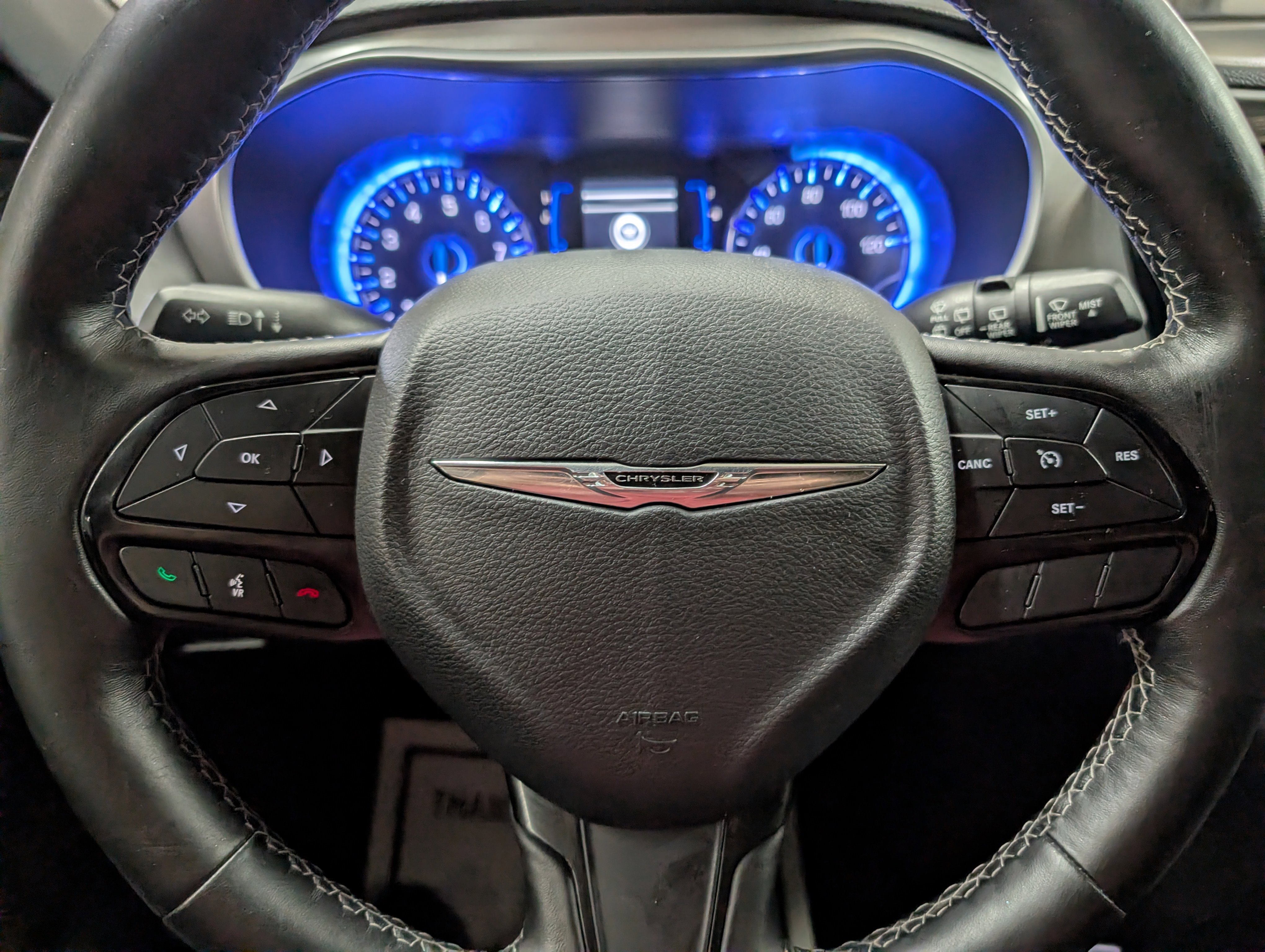 Used 2019 Chrysler Pacifica Touring-L w/ S Appearance Package image 19