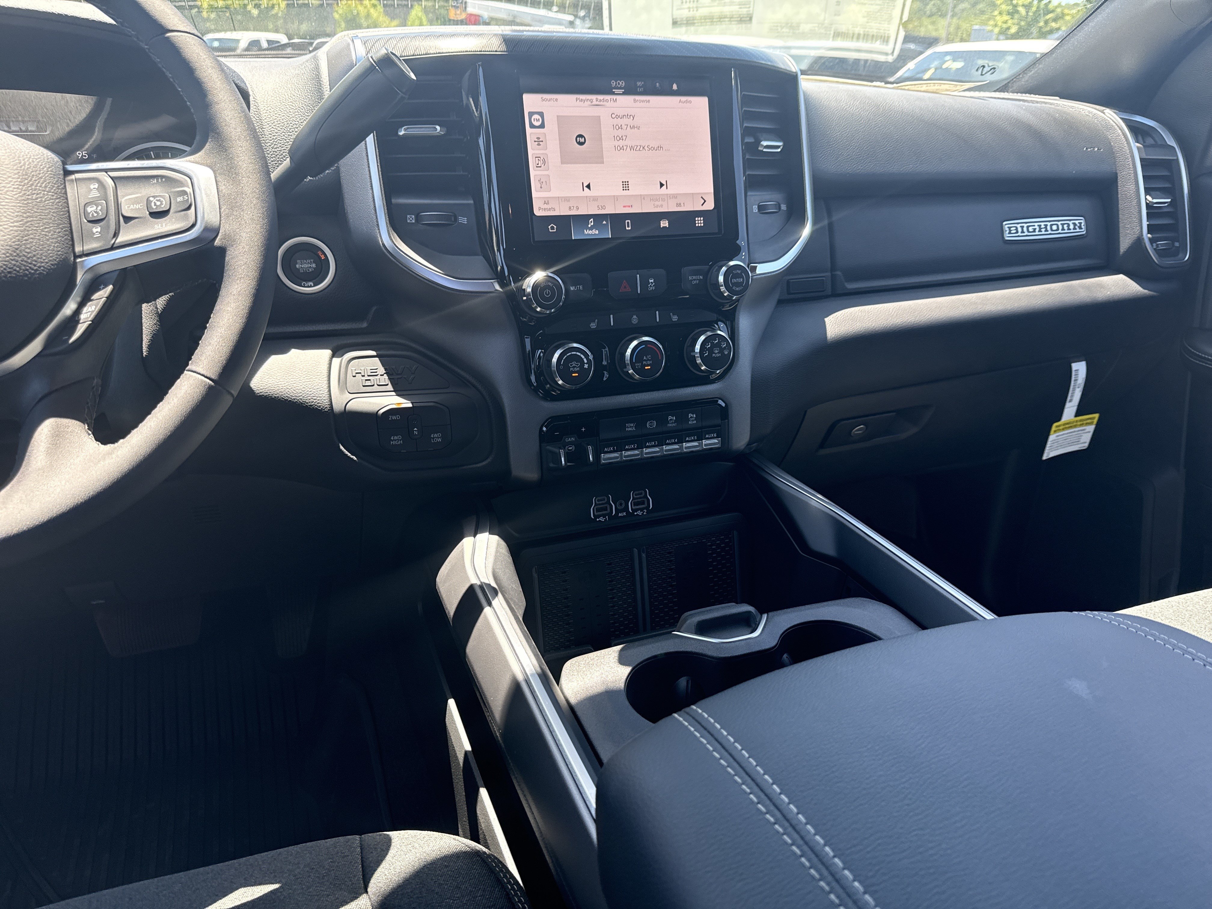 New 2026 RAM 2500 Big Horn AWD/4WD image 28