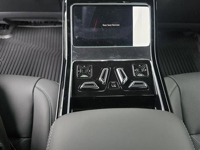 New 2025 Audi S8 image 14