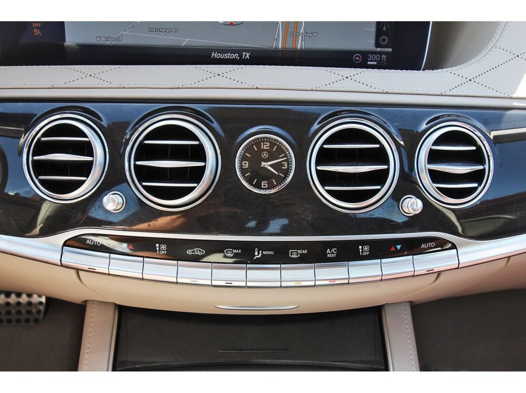 Used 2019 Mercedes-Benz S 560 Sedan image 29