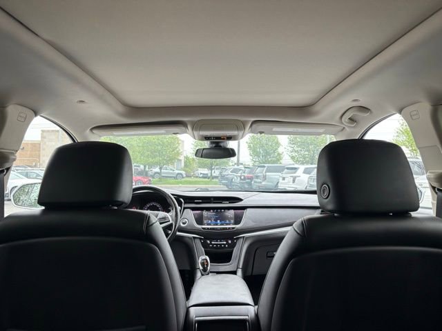 Used 2019 Cadillac XT5 Luxury FWD image 8