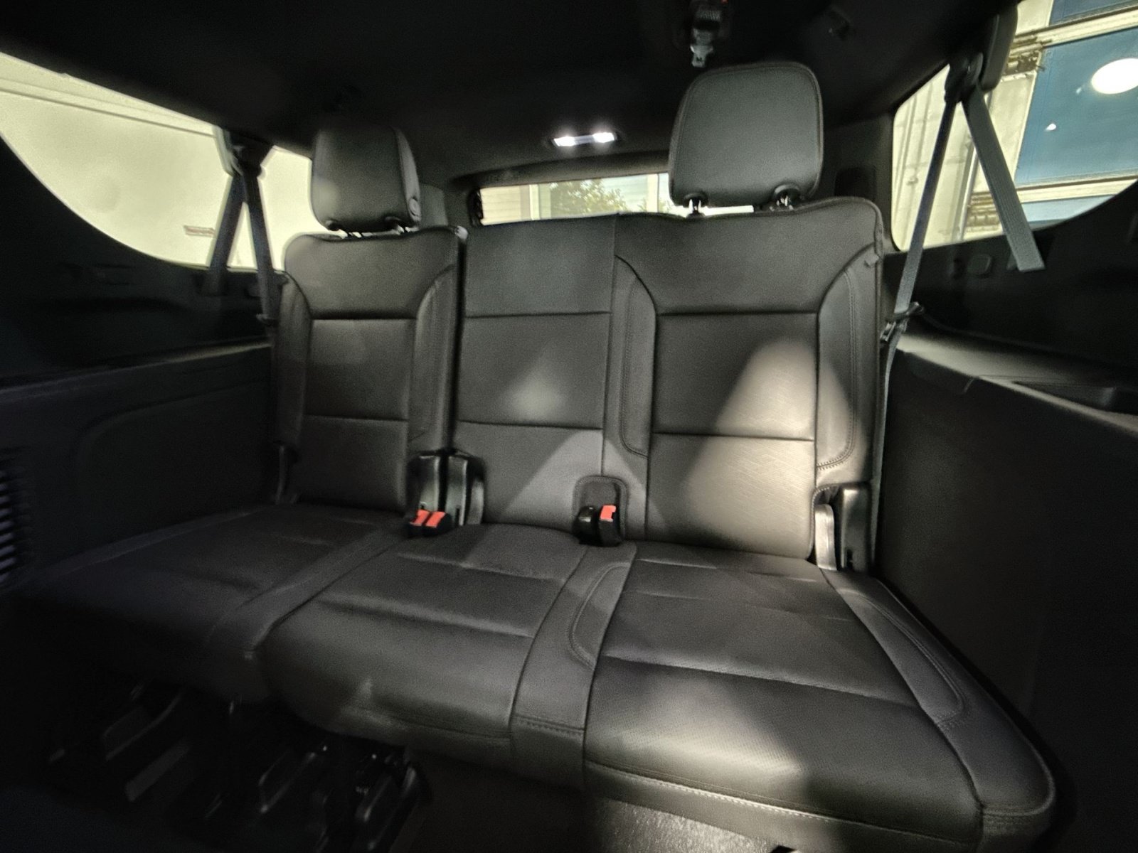 Used 2023 Chevrolet Suburban High Country AWD/4WD image 27