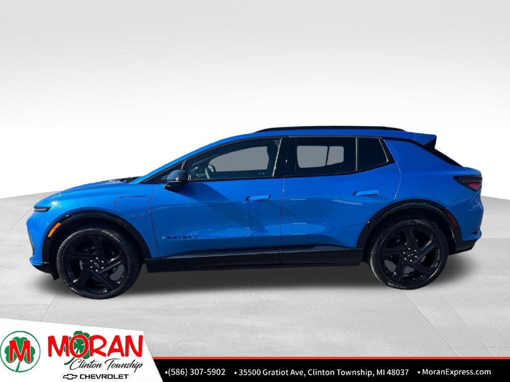 Used 2024 Chevrolet Equinox EV RS FWD image 3
