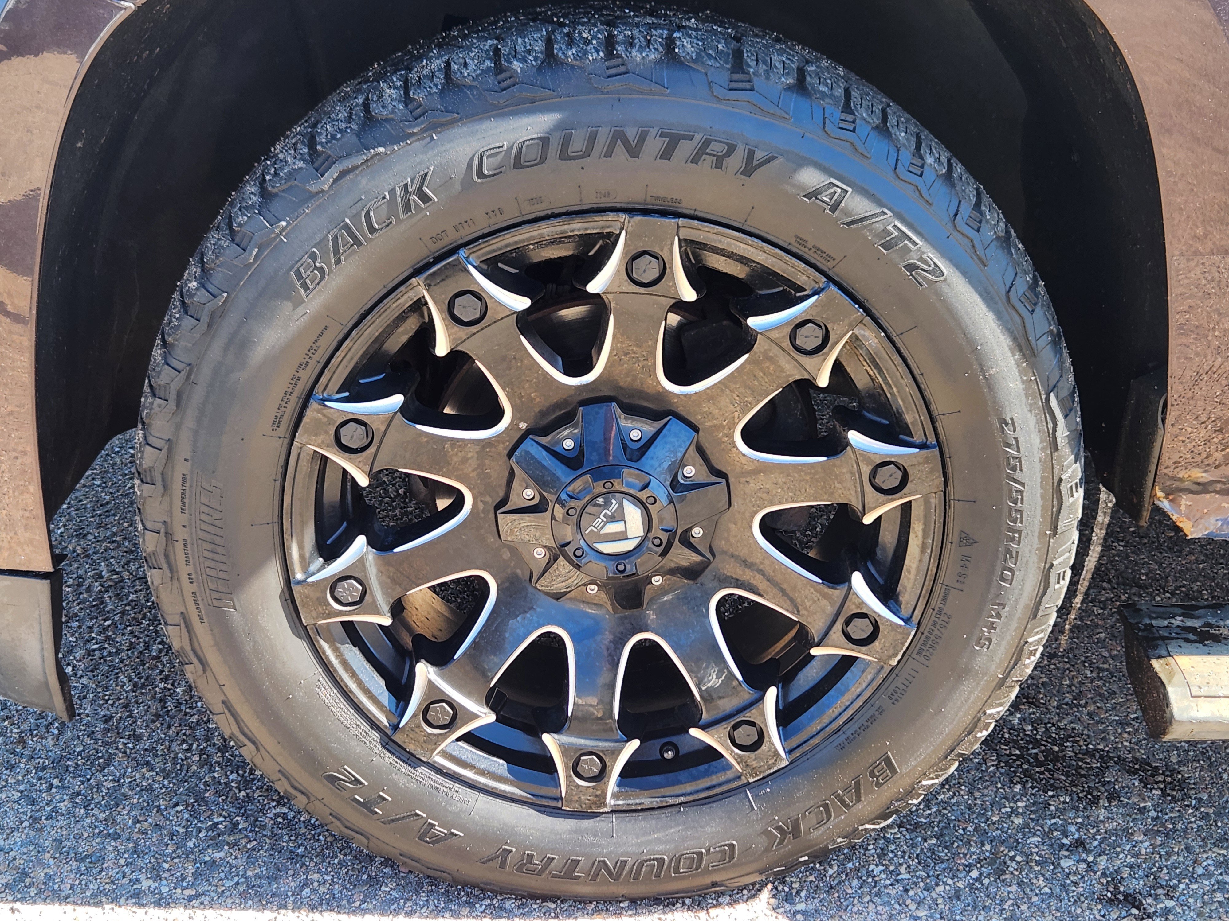 Used 2015 GMC Yukon XL Denali image 7