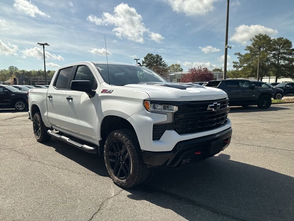 Used 2023 Chevrolet Silverado 1500 LT Trail Boss w/ Protection Package AWD/4WD image 3