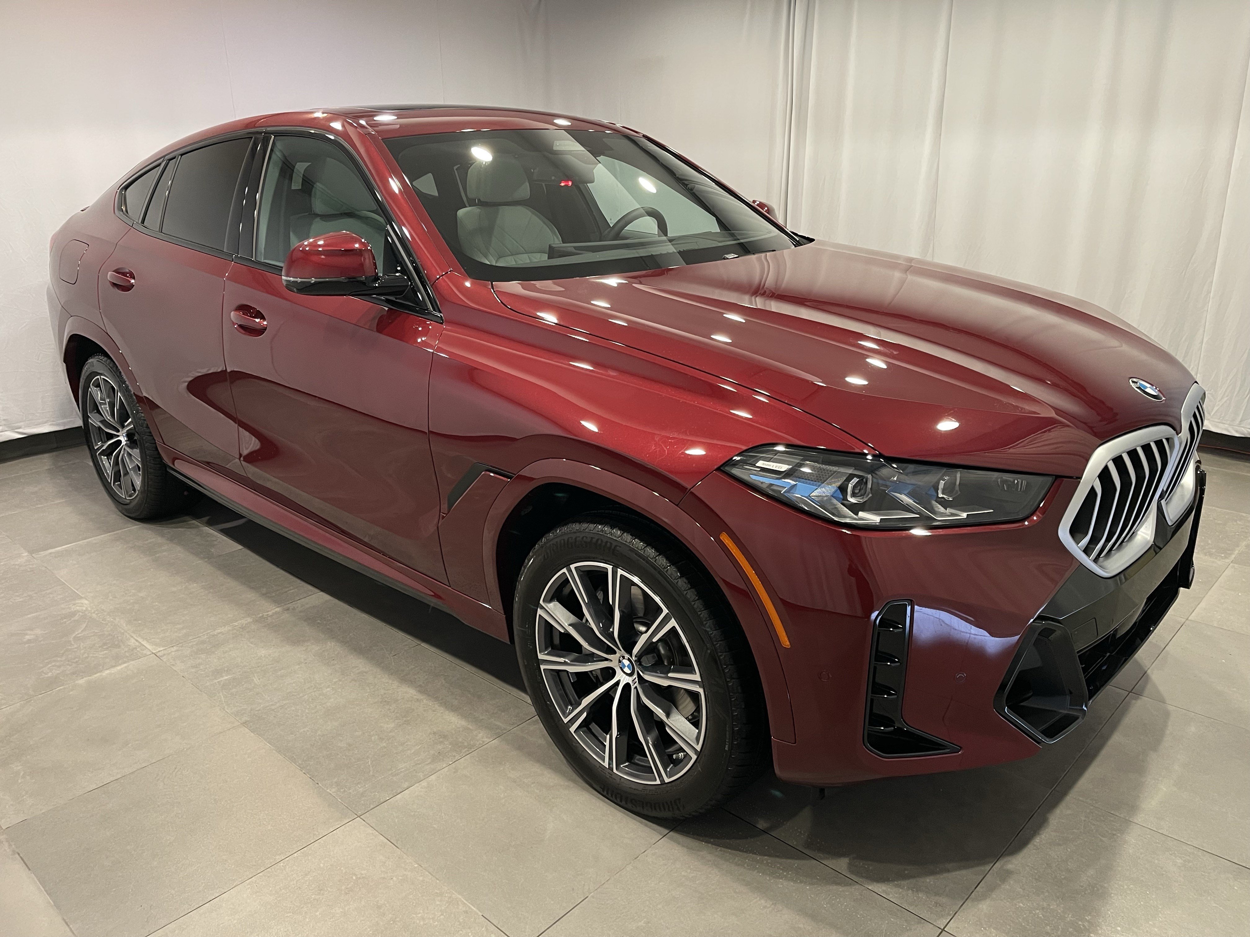 Used 2027 BMW X6 xDrive40i AWD/4WD image 3