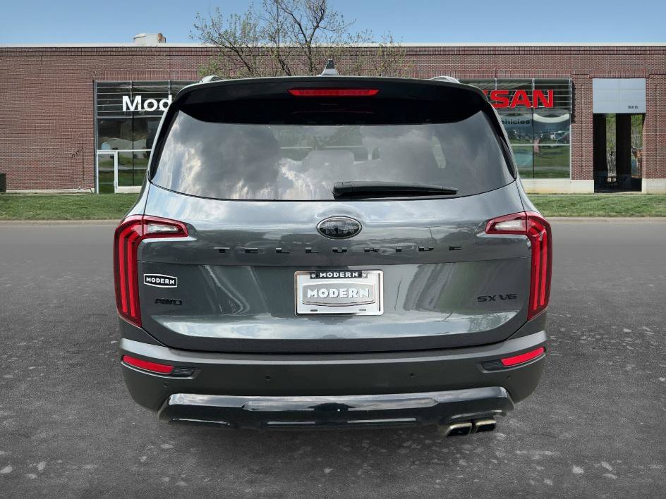 Used 2021 Kia Telluride SX w/ Nightfall Edition Package AWD/4WD image 3
