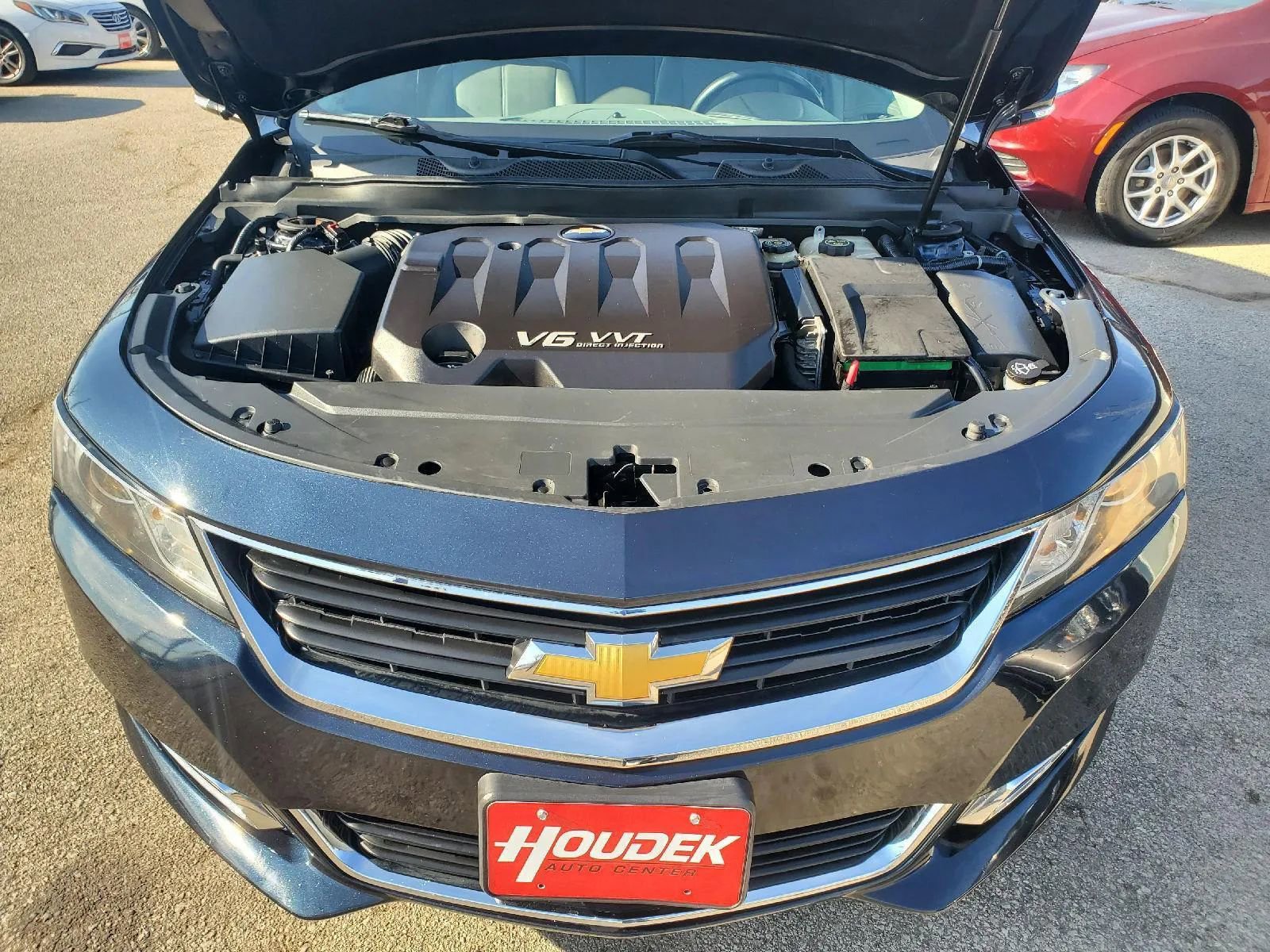 Used 2015 Chevrolet Impala LT w/ Convenience Package image 19