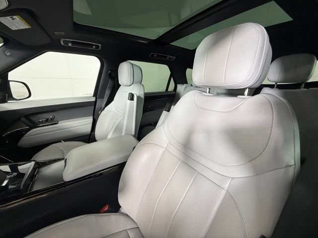 Certified 2025 Land Rover Range Rover Sport SE AWD/4WD image 15