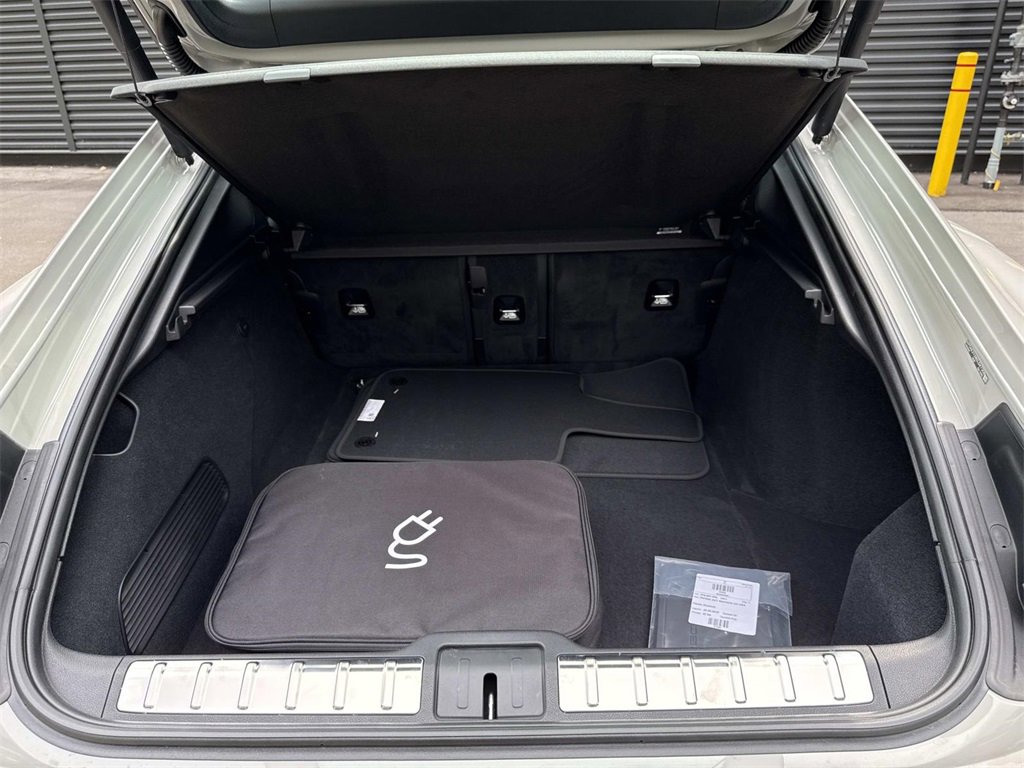 New 2025 Porsche Panamera 4 image 25