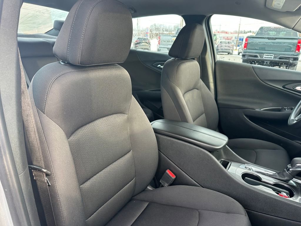 Used 2022 Chevrolet Malibu LT image 14
