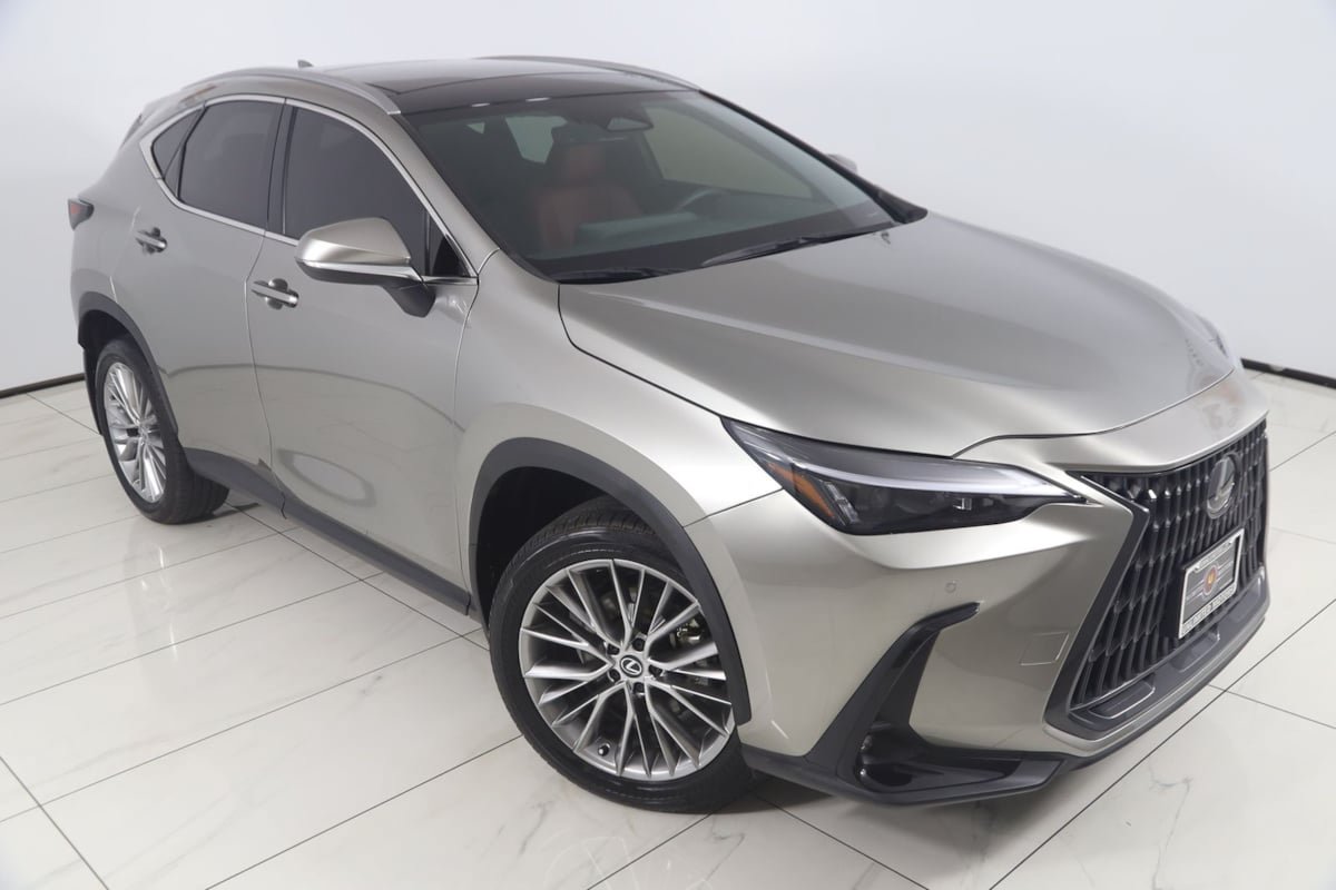Used 2024 Lexus NX 350h AWD w/ Premium Package image 16