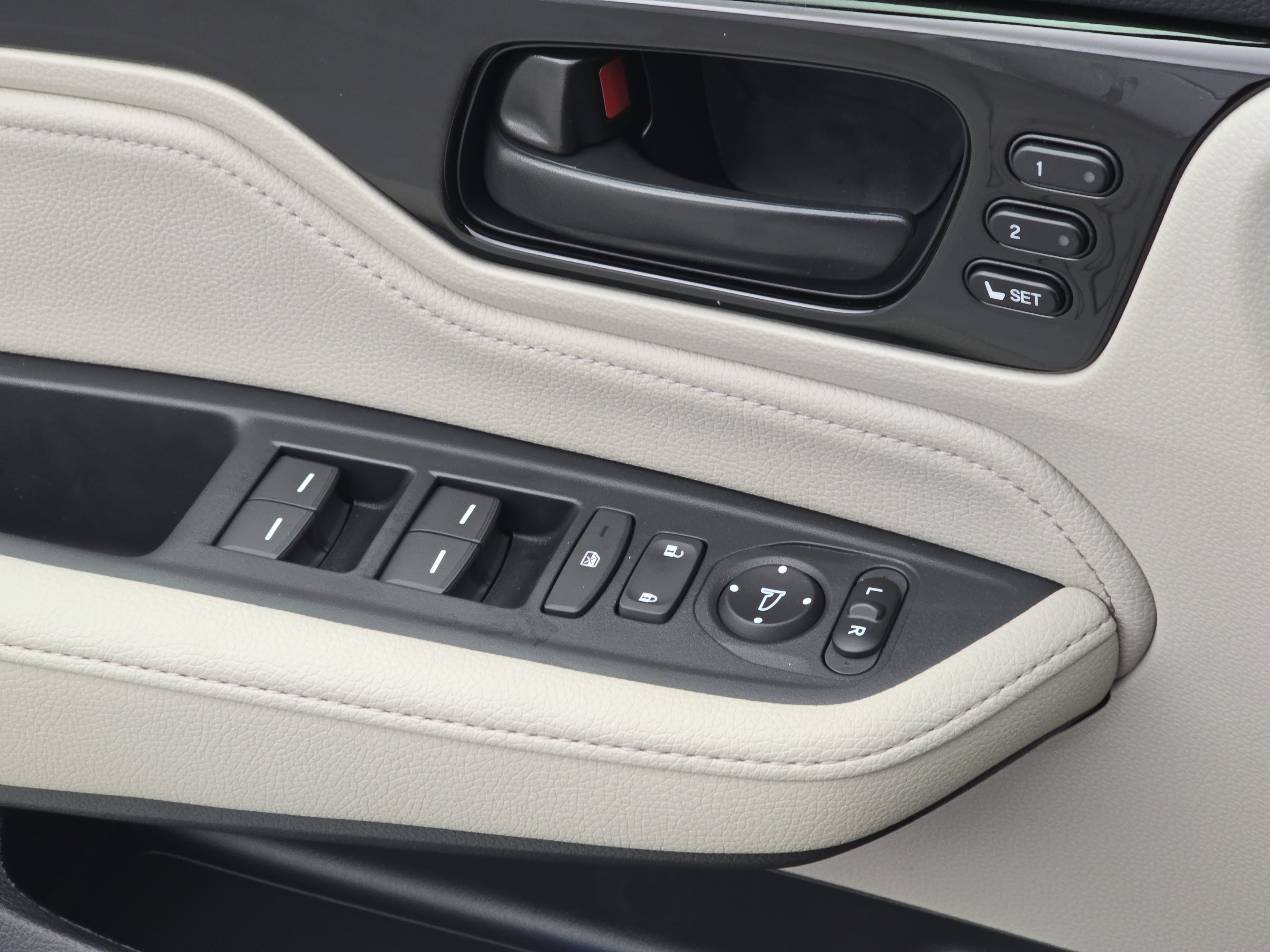 New 2027 Honda Odyssey Touring image 29