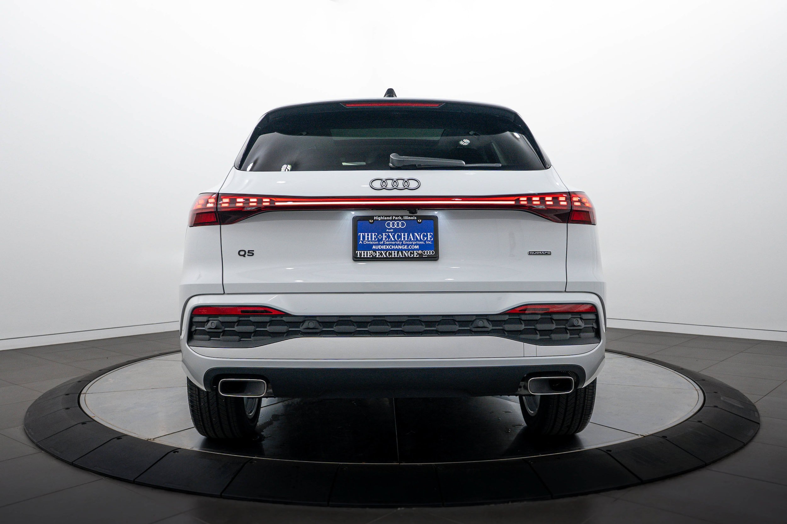 Used 2025 Audi Q5 Premium Plus AWD/4WD image 21