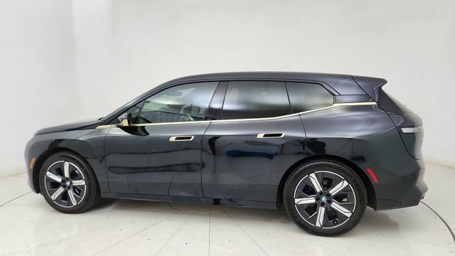 Used 2023 BMW iX M60 image 4
