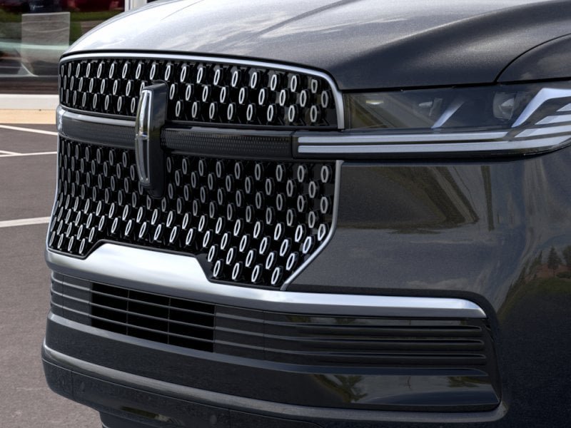 New 2026 Lincoln Navigator L Reserve AWD/4WD image 17