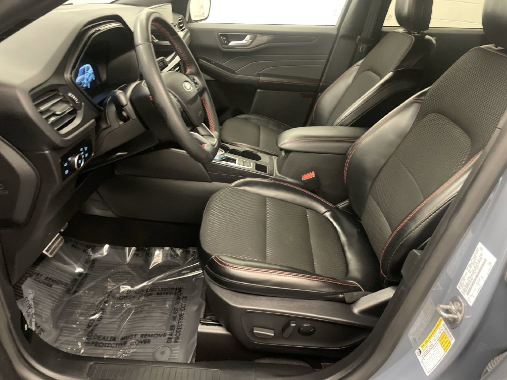 Used 2024 Ford Escape ST-Line Select w/ Tech Pack #2 AWD/4WD image 13