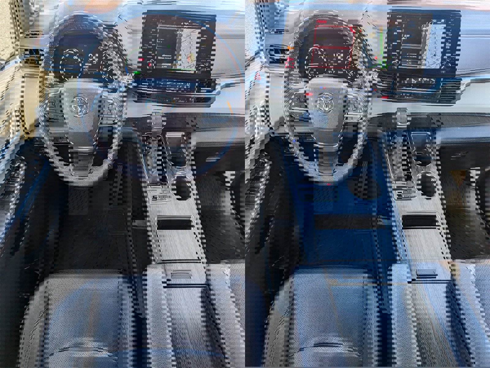 Used 2022 Toyota Sienna Platinum image 6