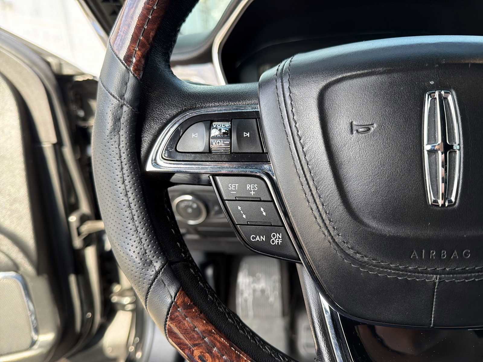 Used 2020 Lincoln Continental AWD w/ Equipment Group 500A image 24