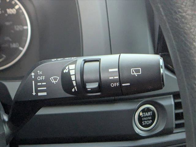 Used 2024 Nissan Pathfinder S image 29