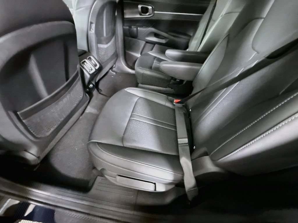 Certified 2023 Kia Sorento EX AWD/4WD image 28