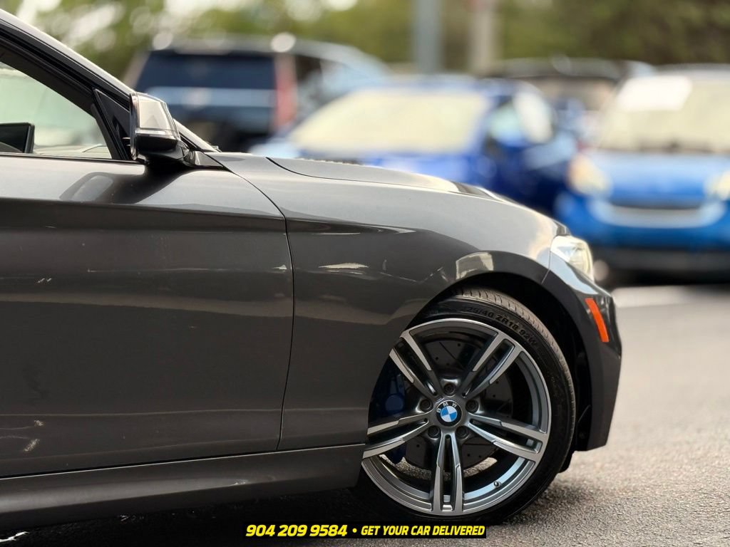 Used 2015 BMW M235i Convertible RWD image 10