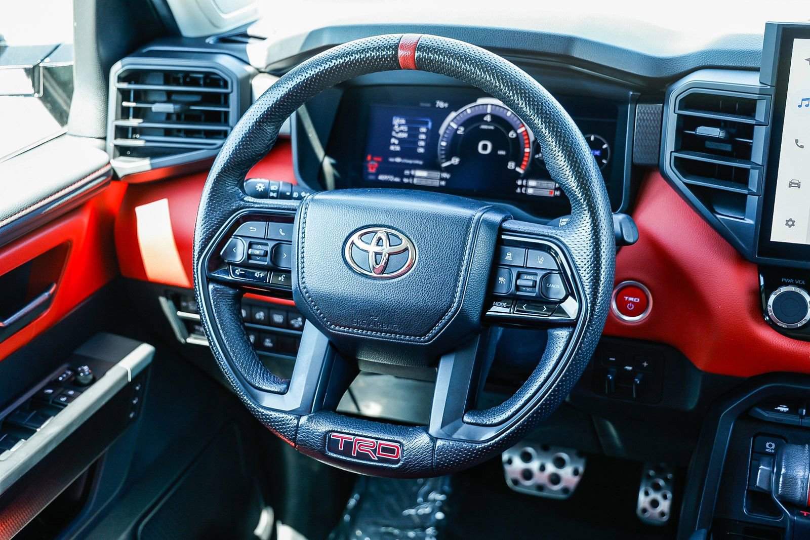 Used 2023 Toyota Sequoia TRD Pro AWD/4WD image 13