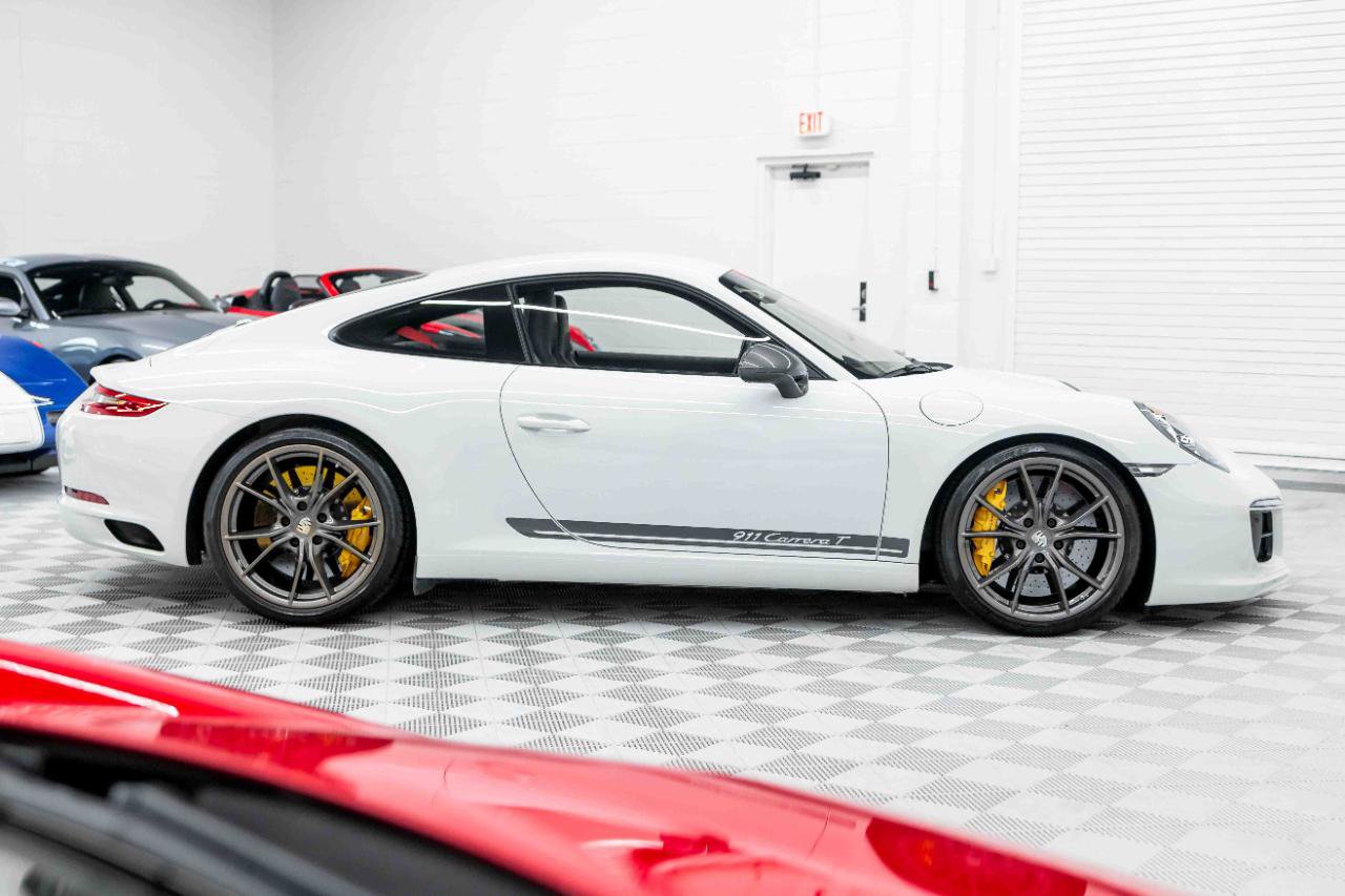 Used 2018 Porsche 911 Carrera T RWD image 9