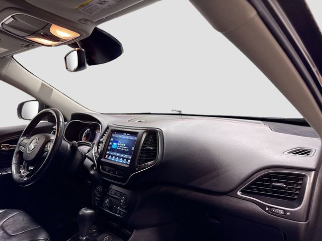 Used 2021 Jeep Cherokee Trailhawk w/ Comfort/Convenience Group image 29