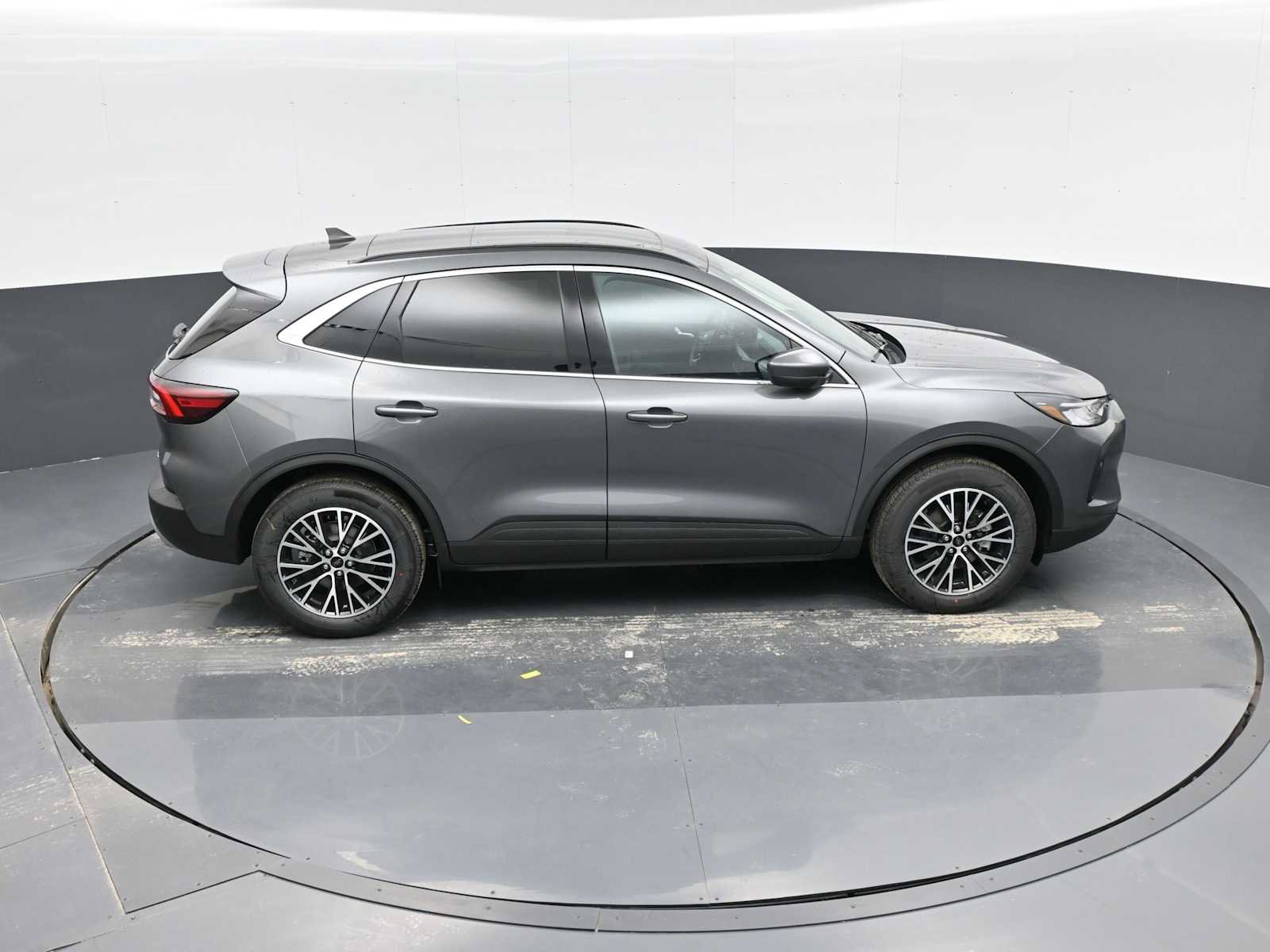 New 2025 Ford Escape SE image 29