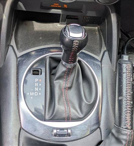 Used 2017 MAZDA MX-5 Miata Club RWD image 13