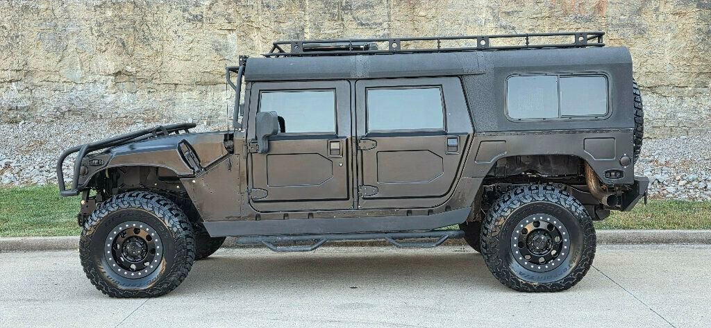 Used 1998 HUMMER H1 4-Door Open Top image 3