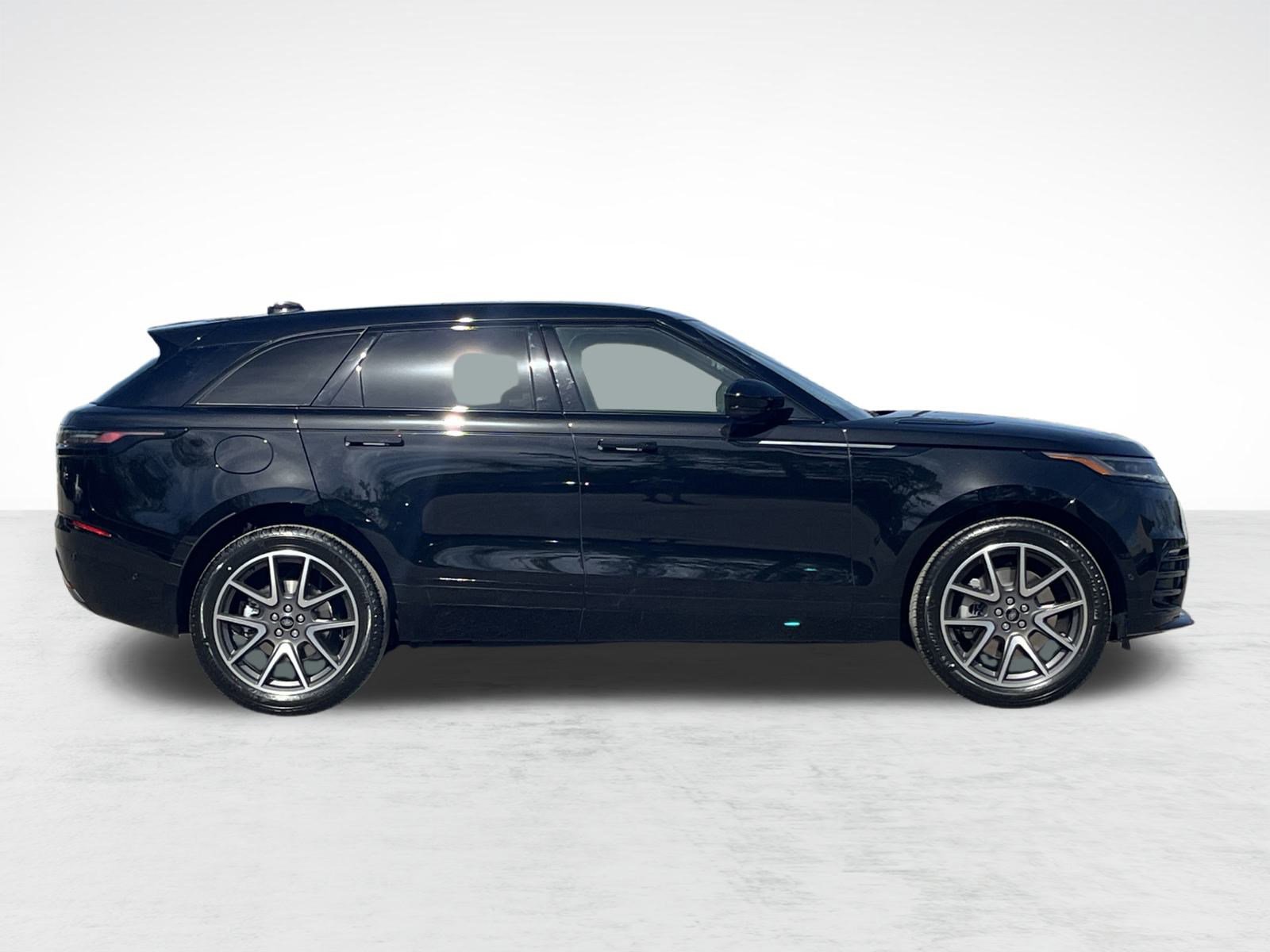 New 2026 Land Rover Range Rover Velar Dynamic SE AWD/4WD image 7